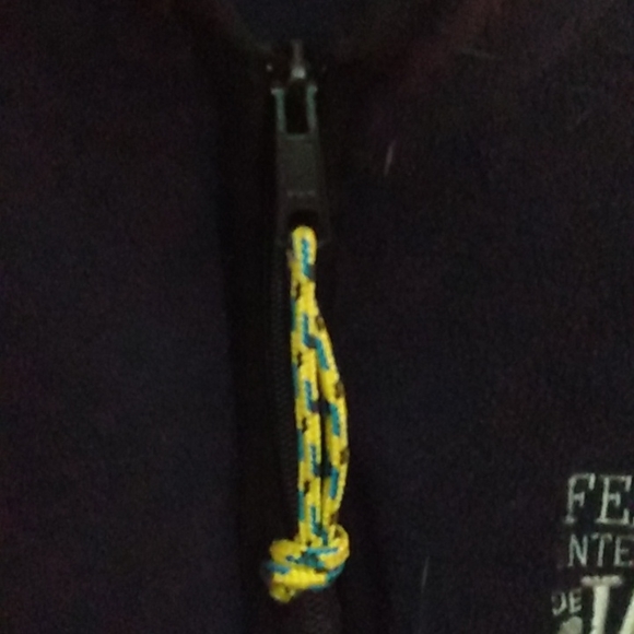 Sleeveless shirt with zipper - Picture 5 of 7